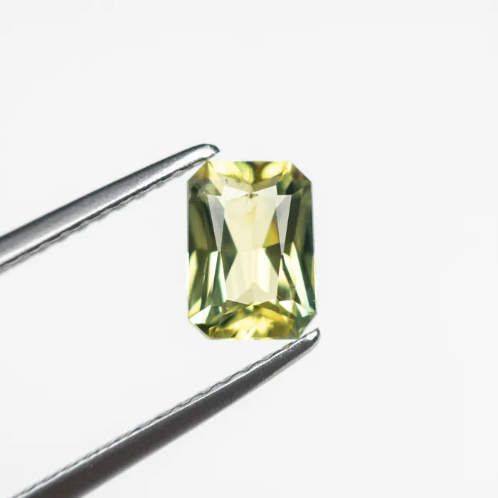 101ct 679x488x304mm Cut Corner Rectangle Brilliant Sapphire 2380512 Misfit Gems Rings