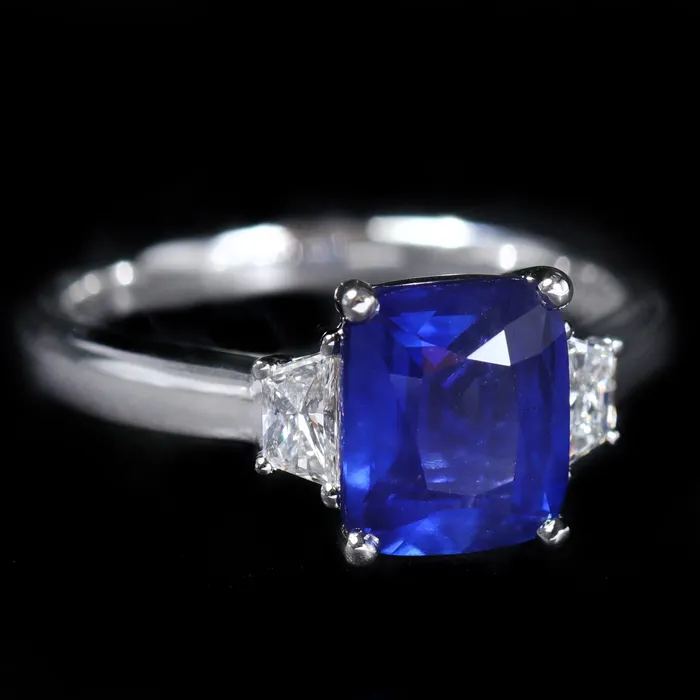 18K White Gold 284 Carat Sapphire and Diamond Ring The Gem House Rings