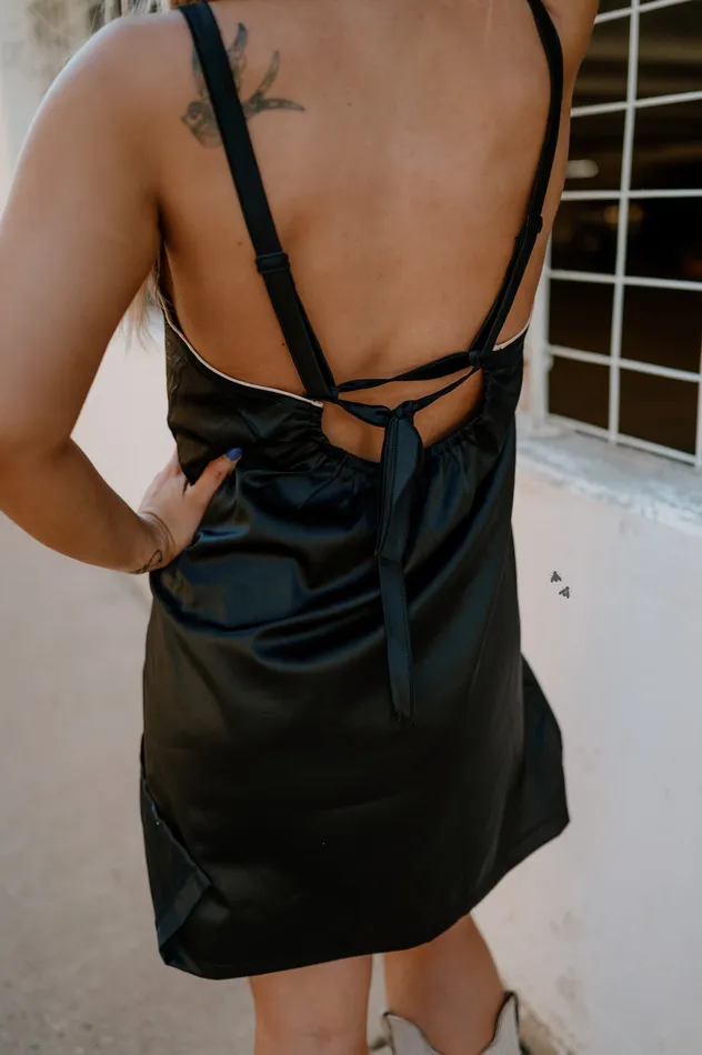 Earrings 2FLY PRETTY IN SATIN DRESS