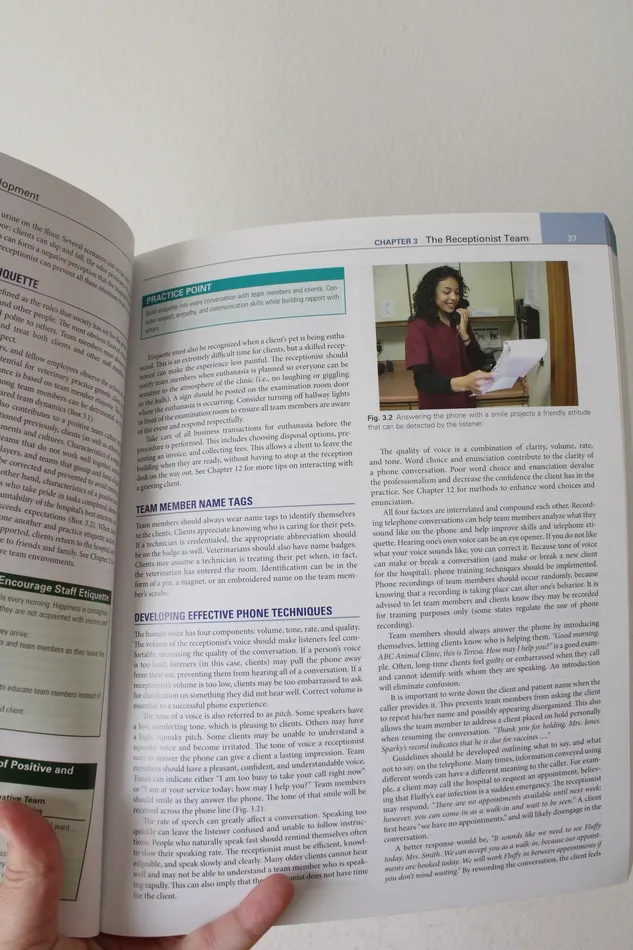 Earrings Jubilee Thrift Front Office Management For The Veterinary Team By Heather Prendergast Third Edition