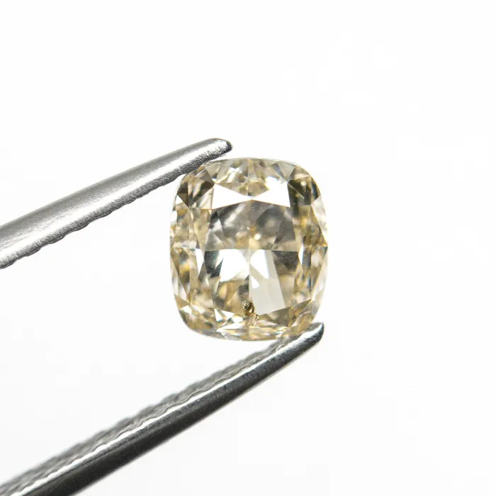 Earrings Misfit Diamonds 101ct 587x502x361mm SI2 C3 Cushion Brilliant 1929310