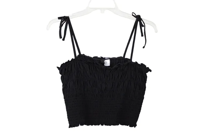 HM Divided Black Smocked Top M Rings