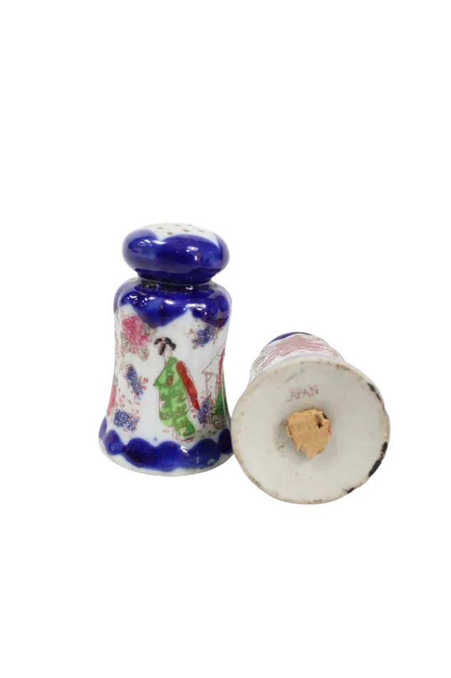 Jubilee Thrift Rings Cobalt Blue Vintage Geisha Painted Salt Pepper Shakers