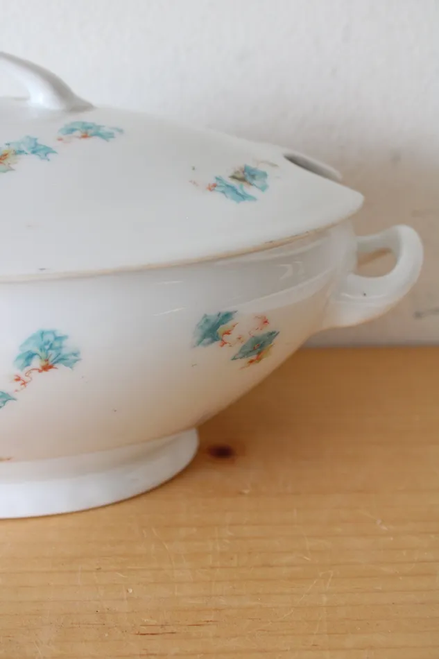 Jubilee Thrift Rings Victoria Austria Blue Floral White Serving Dish Lid