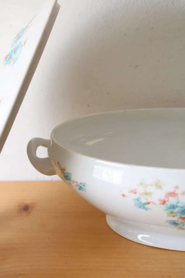 Jubilee Thrift Rings Victoria Austria Blue Floral White Serving Dish Lid