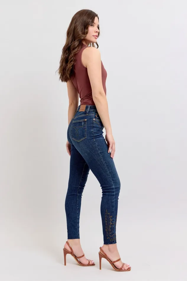 JUDY BLUE Rings JUDY BLUE MID RISE WESTERN EMBROIDERY DETAIL SKINNY JEAN DARK STONE JUDY BLUE Rings JUDY BLUE MID RISE WESTERN EMBROIDERY DETAIL SKINNY JEAN DARK STONE