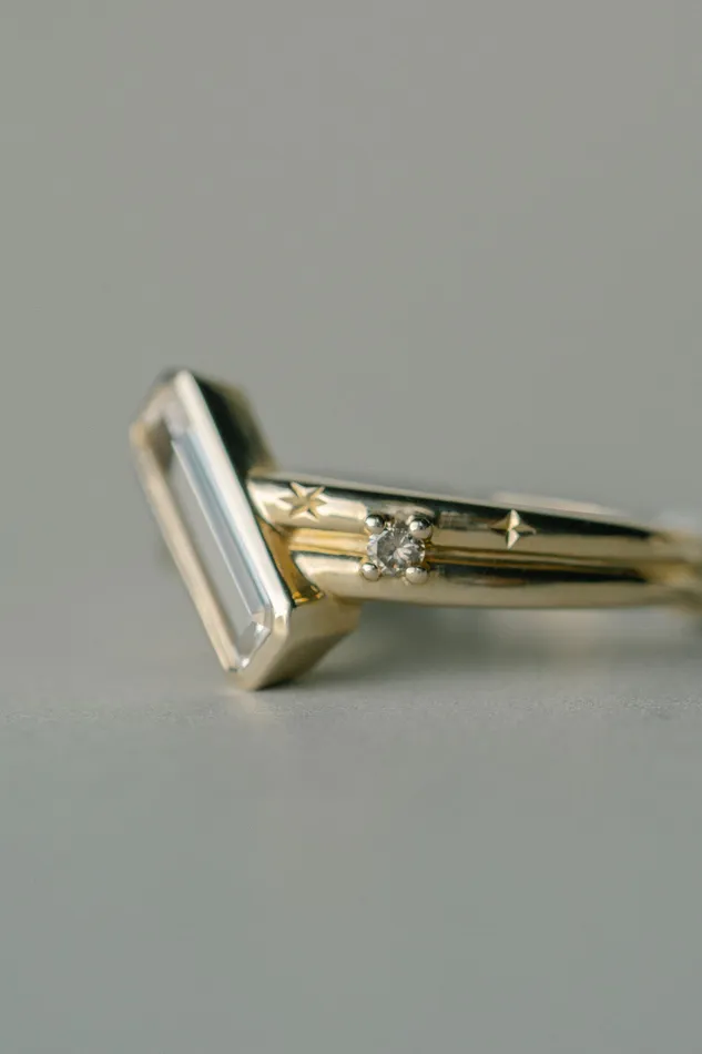 Kaleidoscope Ring 097tcw Pale Yellow EmeraldCut Sapphire readytoship Foe Dear Rings