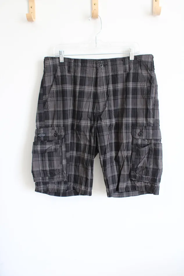 Lee Lee Gray Plaid Shorts 36 Earrings