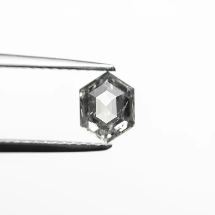 Misfit Diamonds Rings 089ct 673x513x345mm Hexagon Step Cut 2495701