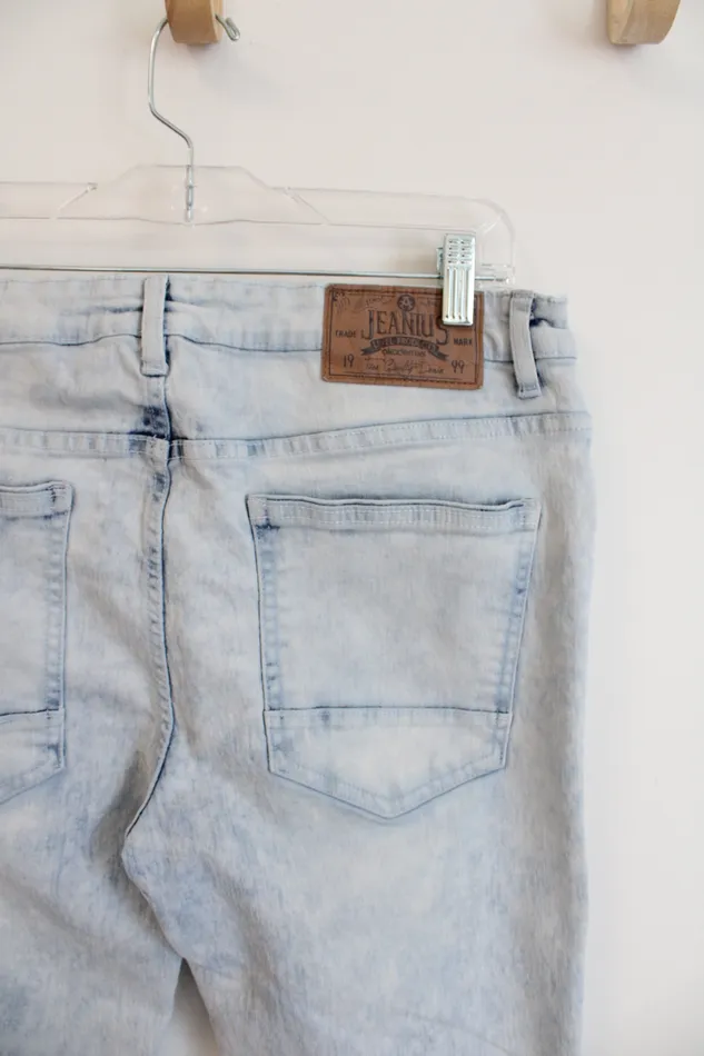 Necklaces Jeanus Light Wash Moto Jeans 33X28 Jeanus
