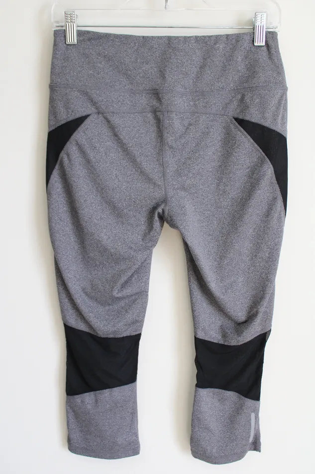 Reebok Gray Capri Legging M Reebok Earrings