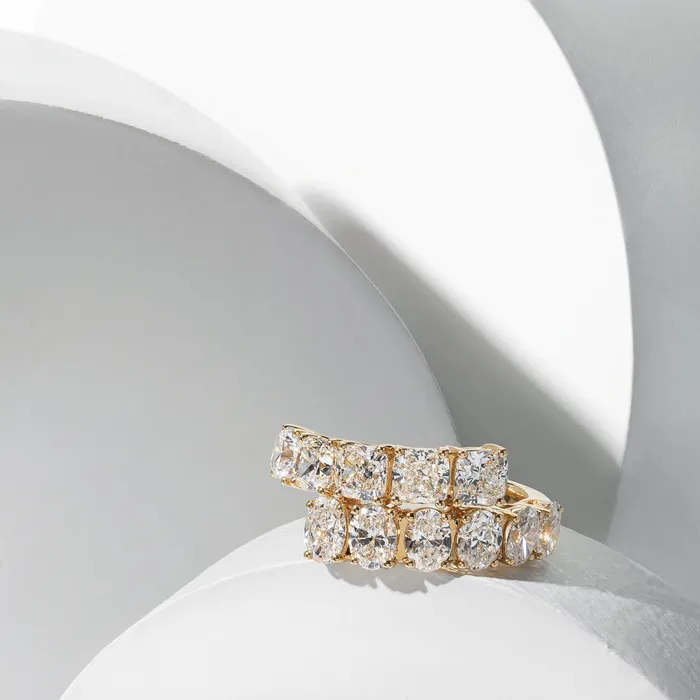 Rings RACHEL LYNN CHICAGO 18 Karat Yellow Gold Oval and Cushion Diamond Bypass Ring