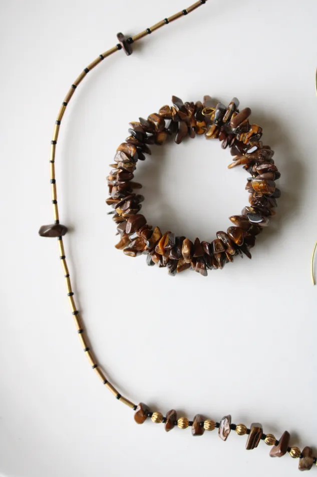 Tiger Eye Brown Puka Shell Necklace Bracelet Earring Set Jubilee Thrift Bracelets