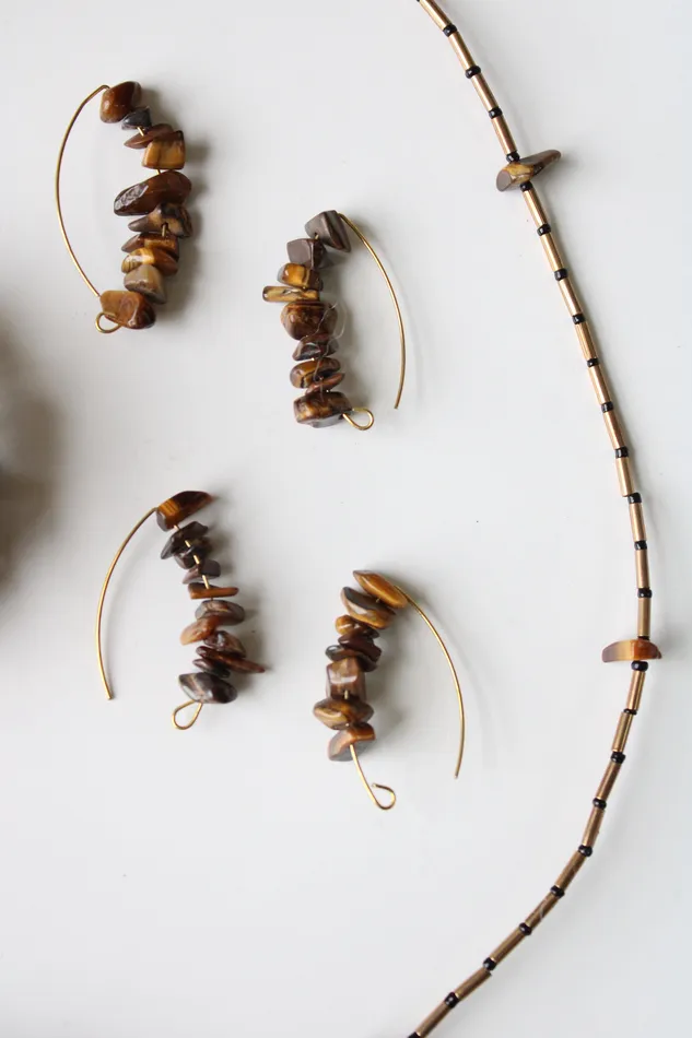 Tiger Eye Brown Puka Shell Necklace Bracelet Earring Set Jubilee Thrift Bracelets
