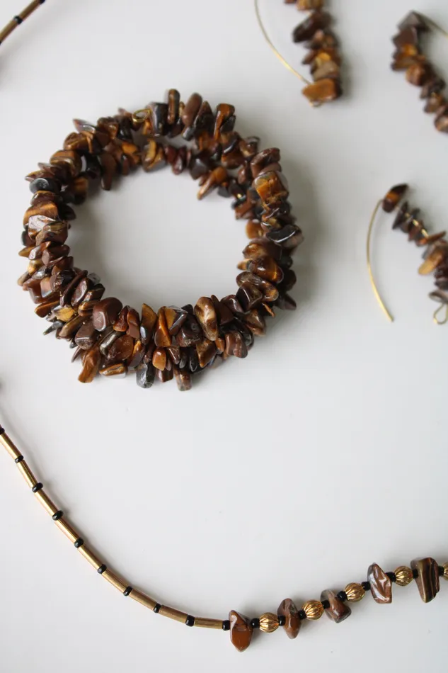 Tiger Eye Brown Puka Shell Necklace Bracelet Earring Set Jubilee Thrift Bracelets