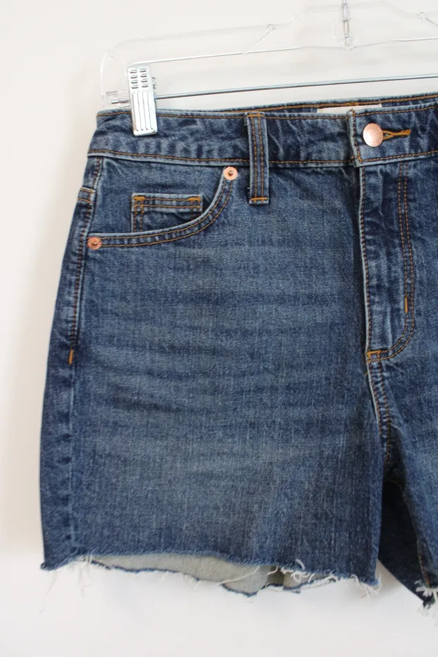 Universal Threads Vintage Midi Denim Shorts 2 Universal Thread Earrings