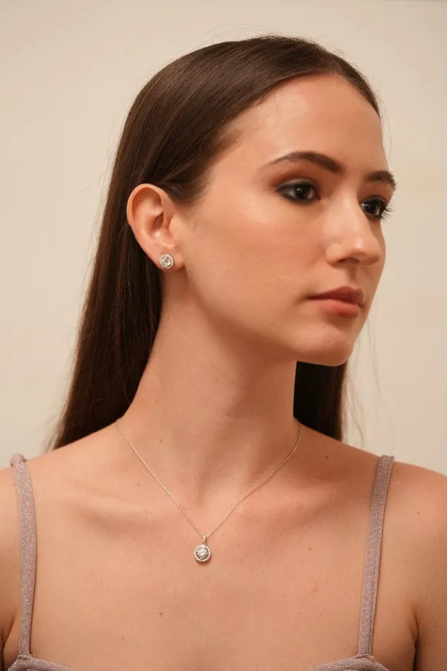 Attrangi 3 Carat Round Diamond Solitaire Chain with 2 Carat Earrings Earrings Attrangi 3 Carat Round Diamond Solitaire Chain with 2 Carat Earrings Earrings