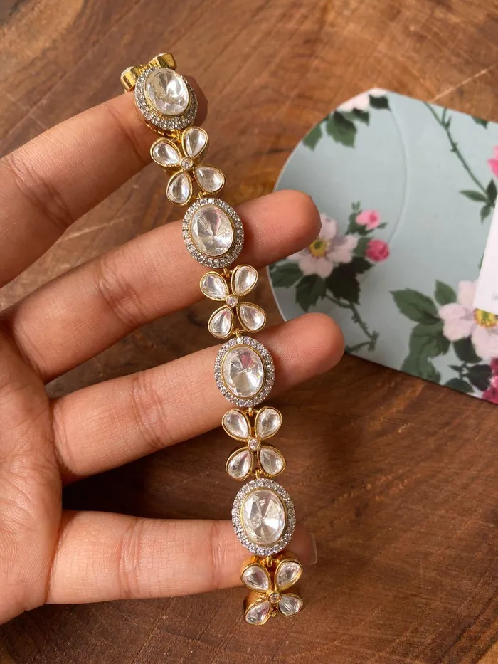 Attrangi Bracelets Vaidehi Uncut Diamond Polki Modern Tennis Bracelet Attrangi Bracelets Vaidehi Uncut Diamond Polki Modern Tennis Bracelet