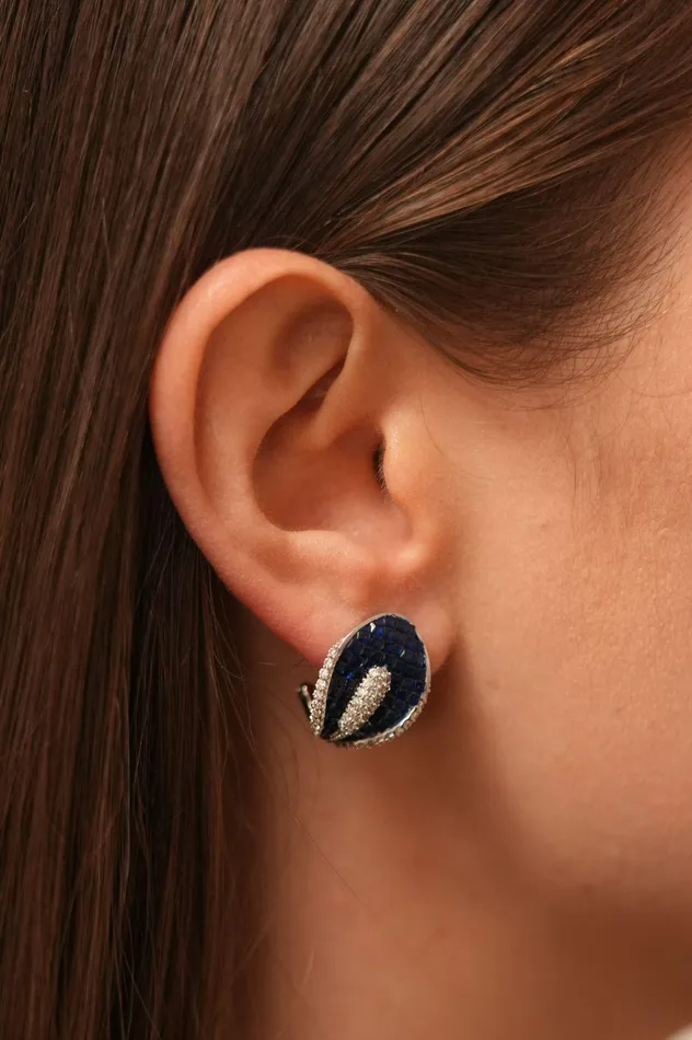 Attrangi Earrings Leafy Diana Diamond Stud Earrings