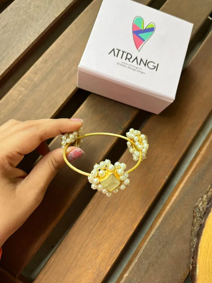 Bracelets Attrangi Contemporary Bangle