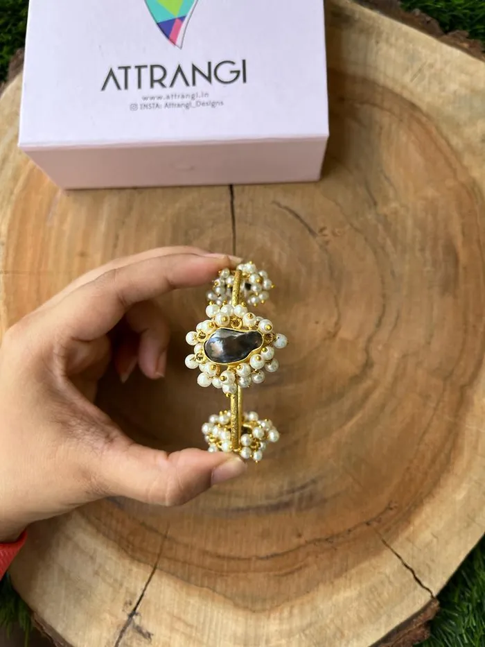 Bracelets Attrangi Contemporary Bangle