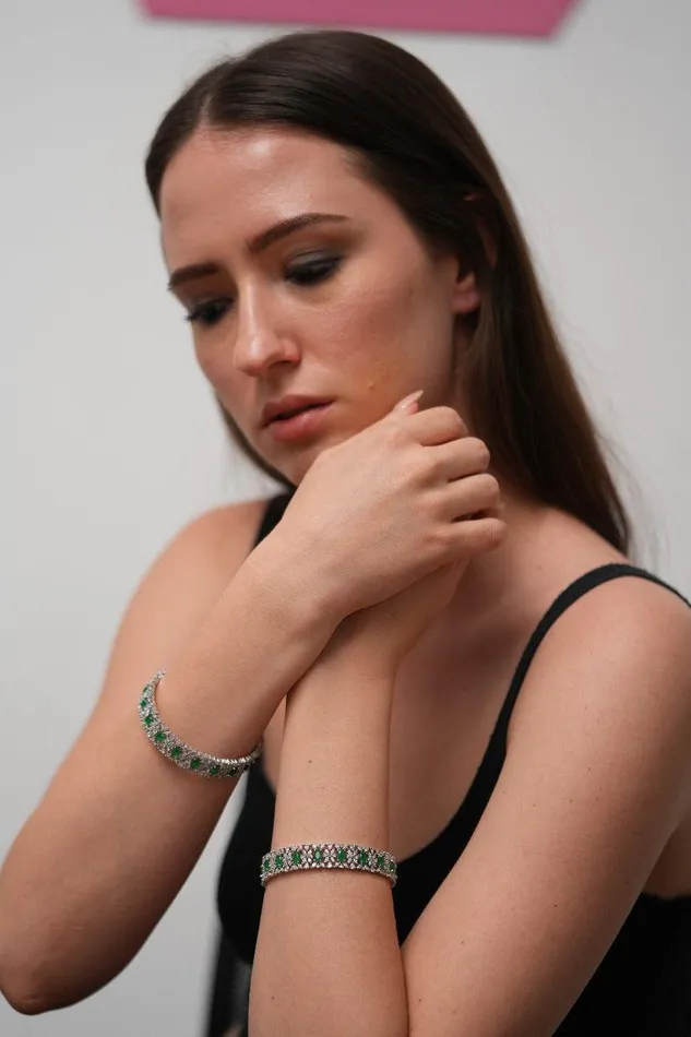 Bracelets Attrangi Natalie Diamond Mid Sized Kada Bangle Coloured Stone Bracelets Attrangi Natalie Diamond Mid Sized Kada Bangle Coloured Stone
