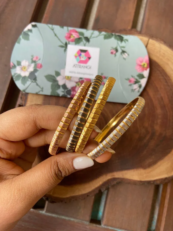 Bracelets Attrangi Nita 4 Polish Classic Bangle Set CNC Gold plated Bracelets Attrangi Nita 4 Polish Classic Bangle Set CNC Gold plated