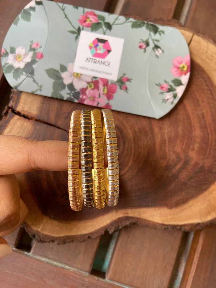 Bracelets Attrangi Nita 4 Polish Classic Bangle Set CNC Gold plated Bracelets Attrangi Nita 4 Polish Classic Bangle Set CNC Gold plated