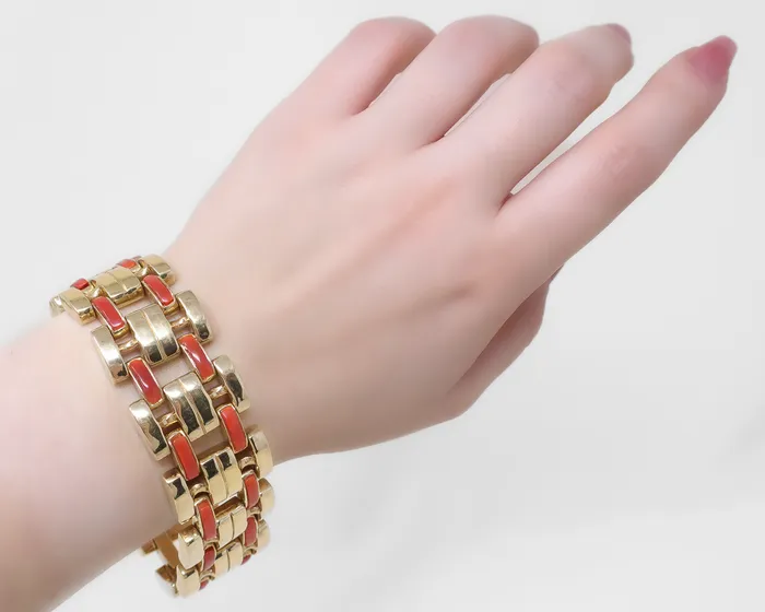 Bracelets Isadoras C LateMidcentury Italian Gold Coral Bracelet