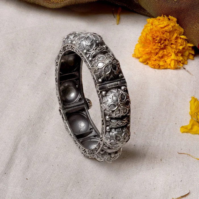 Bracelets Teejh Dayita Silver Oxidised Bangle Teejh