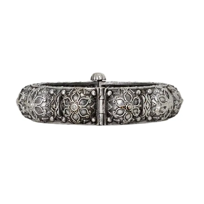 Bracelets Teejh Teejh Vanshika Stacked Bracelet Set