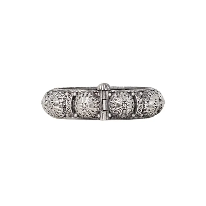 Bracelets Teejh Teejh Vanshika Stacked Bracelet Set
