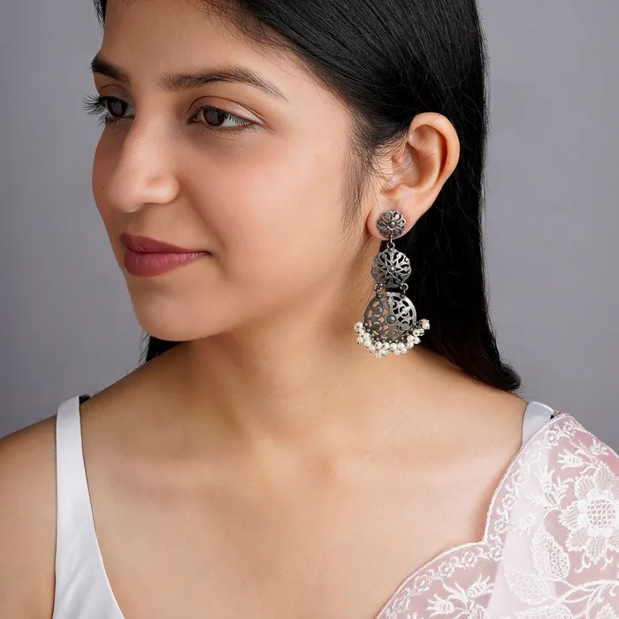 Earrings Teejh Rooh Silver Oxidised Pearl Earring