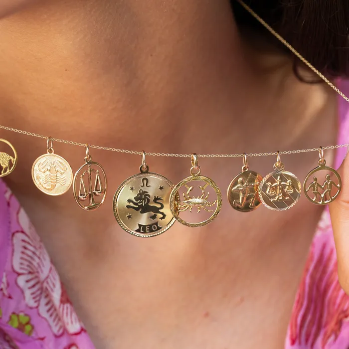 Earrings Vintage Large Leo 14k Gold Zodiac Charm
