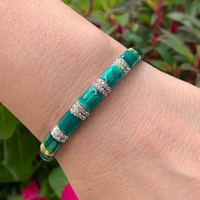Emerald Green Enamel Bangle 040ctw The Henderson Collection by Lecil Bracelets Emerald Green Enamel Bangle 040ctw The Henderson Collection by Lecil Bracelets