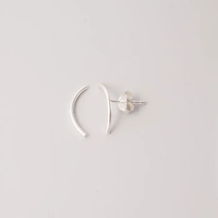 fejn KS curved stud Earrings