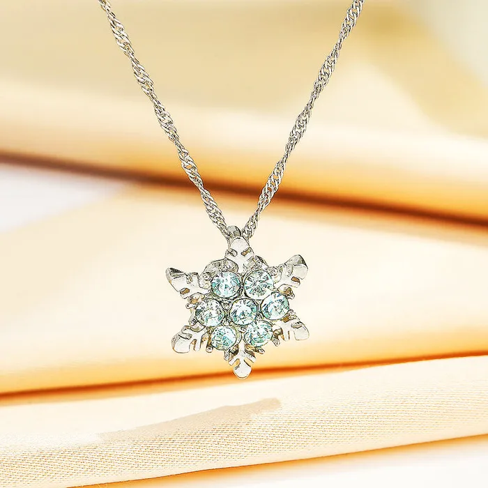 Free Necklaces LUXE3047 Snowflakes Pendant Necklace