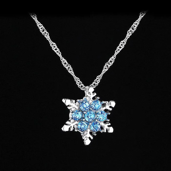 Free Necklaces LUXE3047 Snowflakes Pendant Necklace