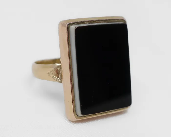 Isadoras C Rings Victorian Onyx Ring