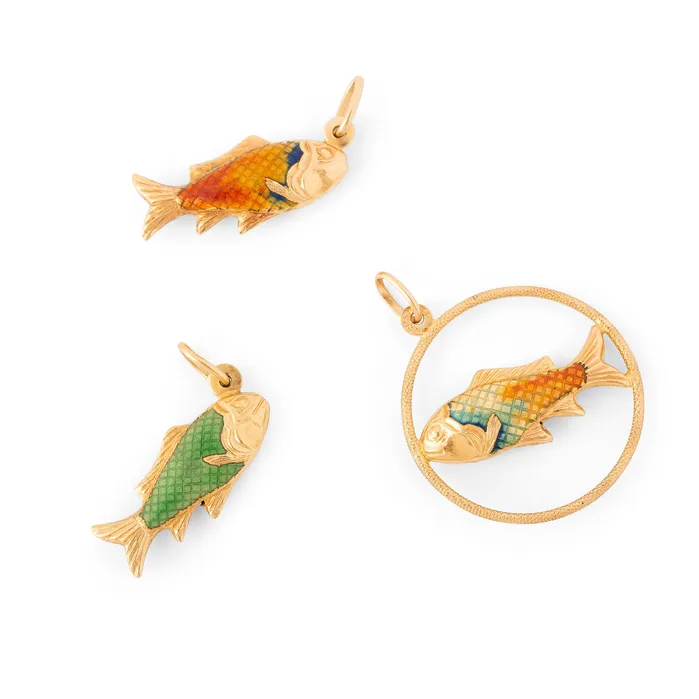 Italian Pisces Fish 18K Gold and Green Enamel Zodiac Charm Vintage Earrings