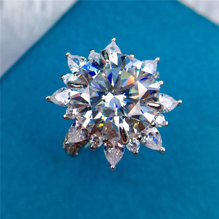 Leyloon Jewelry Rings 8 Carat Round Cut Moissanite Ring Starburst Certified VVS D Color Leyloon Jewelry Rings 8 Carat Round Cut Moissanite Ring Starburst Certified VVS D Color