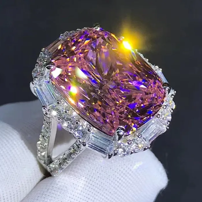 Leyloon Jewelry Rings Rare Pink 10 Carat Cushion Cut Halo Bead Set VVS Moissanite Ring