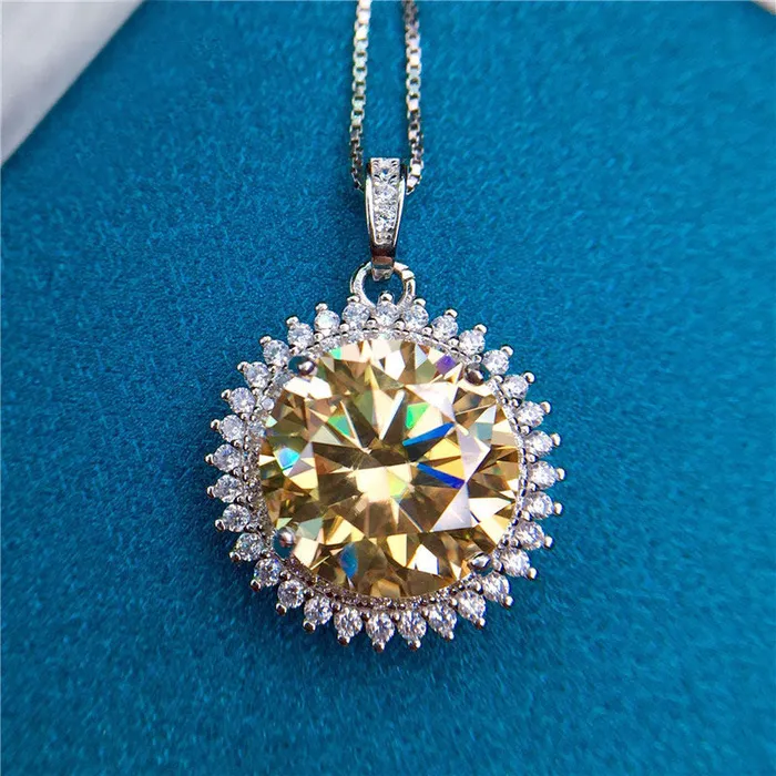 Necklaces Leyloon Jewelry 5 Carat Yellow Round Cut Starburst Certified VVS Moissanite Necklace Necklaces Leyloon Jewelry 5 Carat Yellow Round Cut Starburst Certified VVS Moissanite Necklace