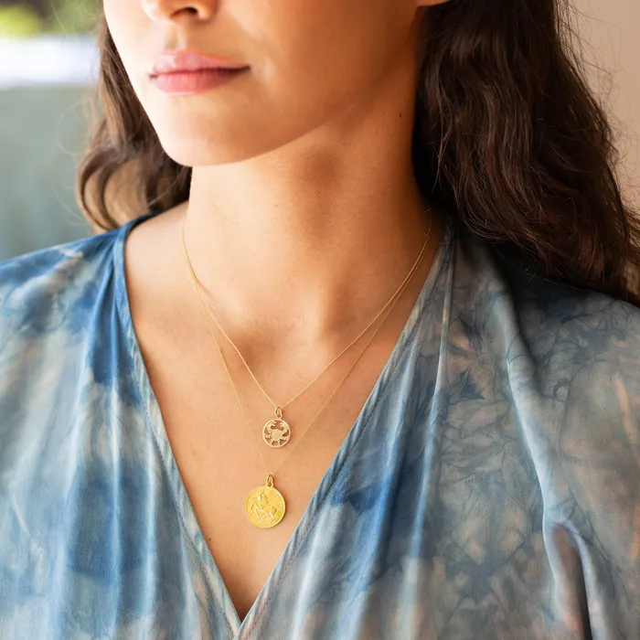 PreStyled Sets Vintage Taurus 18k Gold Coin Charm
