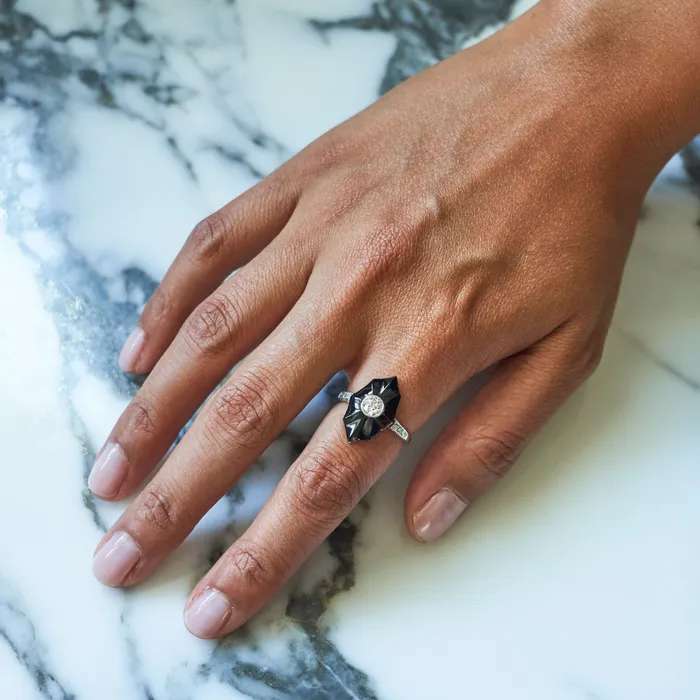 Rings Antique Art Deco Carved Onyx And Diamond 18k Gold Ring