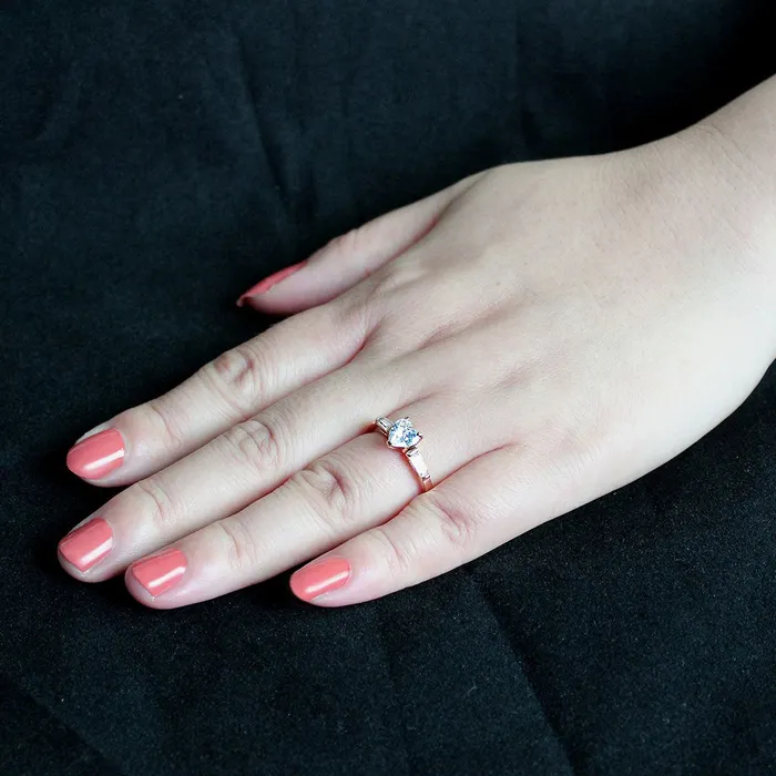 Rings Green CJ3829 Wholesale Womens Stainless Steel IP Rose Gold Clear AAA Grade CZ Heart Ring Rings Green CJ3829 Wholesale Womens Stainless Steel IP Rose Gold Clear AAA Grade CZ Heart Ring