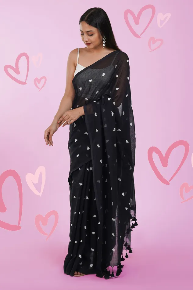 Teejh Chahna Black and White Mul Cotton Heart Embroidery Saree Teejh Rings Teejh Chahna Black and White Mul Cotton Heart Embroidery Saree Teejh Rings