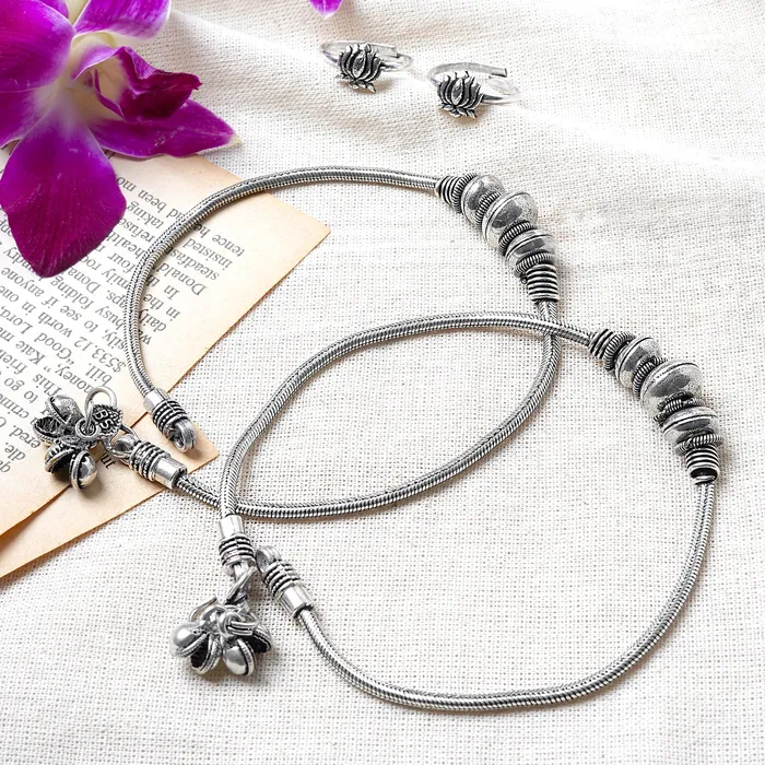 Teejh Kamana Set Of Anklet and Toe Ring Teejh Rings