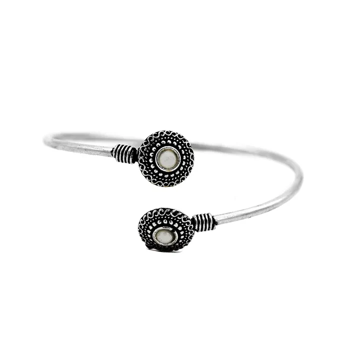 Teejh Kanishka White Silver Oxidized Jewelry Gift Set Teejh Rings