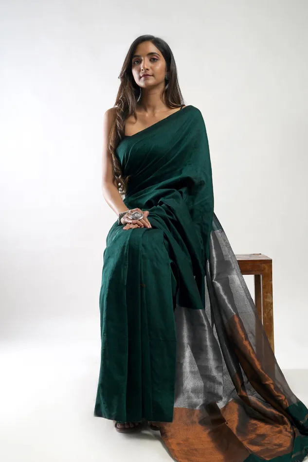 Teejh Necklaces Teejh Mystical Green Hand Woven Cotton Tissue Saree with Blouse Piece Teejh Necklaces Teejh Mystical Green Hand Woven Cotton Tissue Saree with Blouse Piece